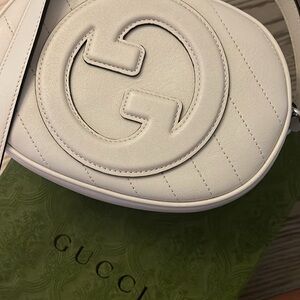 Gucci GG Marmont Round Mini Bag - brand new never used